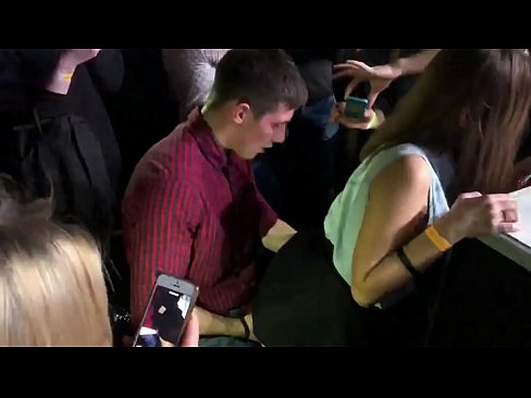 ❤️ एक रूसी नाइट क्लब मा वास्तविक सेक्स। 18 वर्षीया रूसी युवतीले एक नाइट क्लबमा गुदद्वार र योनीमा चुदाइ ☑  अश्लील ne.moresexmovies.ru मा  ﹏